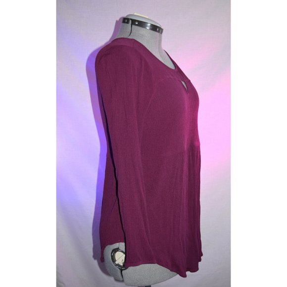 Torrid Wine Blouse size 00 (10-12) - Picture 3 of 7